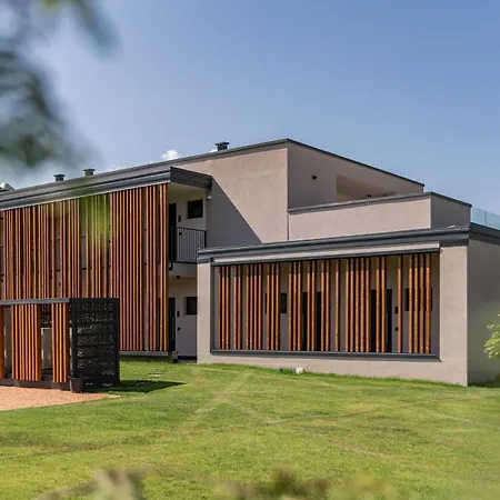 Vinea Rural - Adults Only *