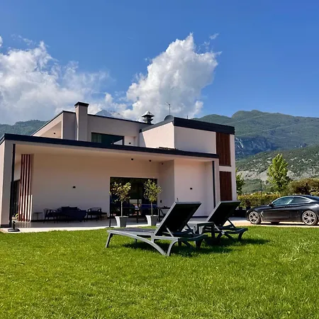 Vinea Rural - Adults Only